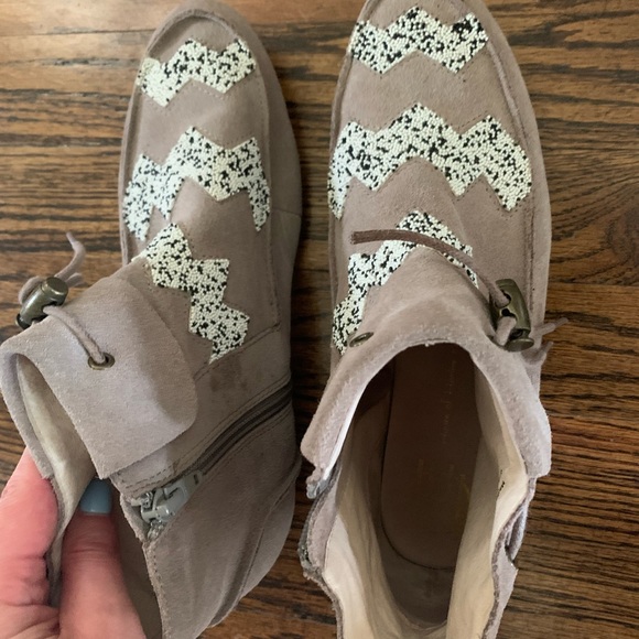 House of Harlow moccasin - Picture 2 of 9